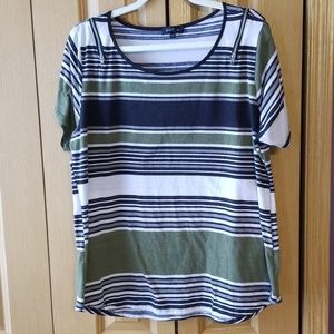 Zip shoulder T shirt sz 2x